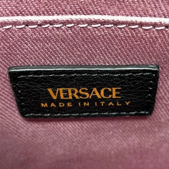 ✨🛍️ Versace Black Leather La Medusa Shoulder Bag - Picture 7 of 9